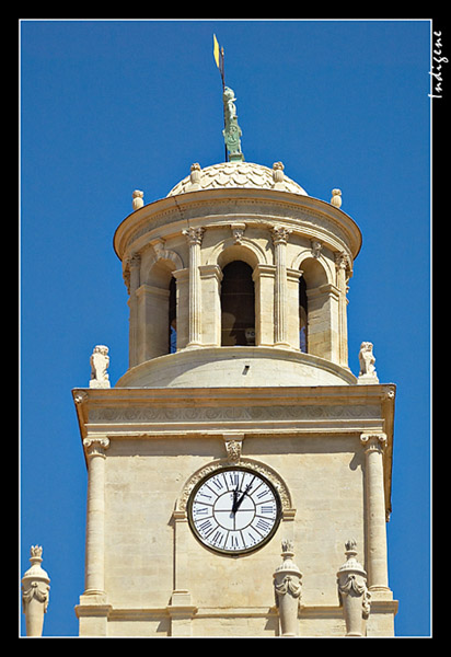 L'horloge de Arles