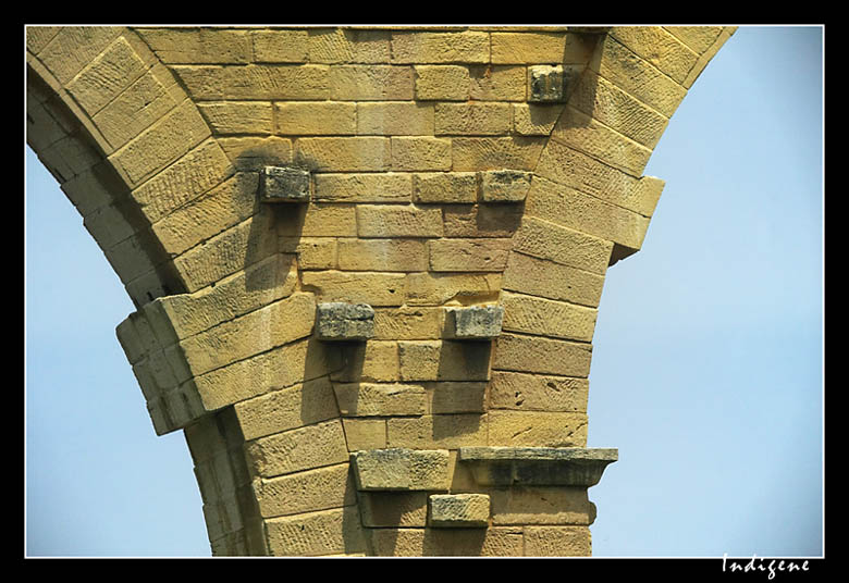 Les arches du Pont du Gard