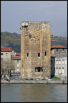 photo La Tour des Valois à Sainte Colombe