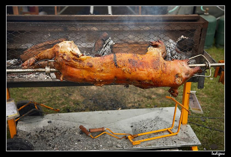 Cochon à la broche